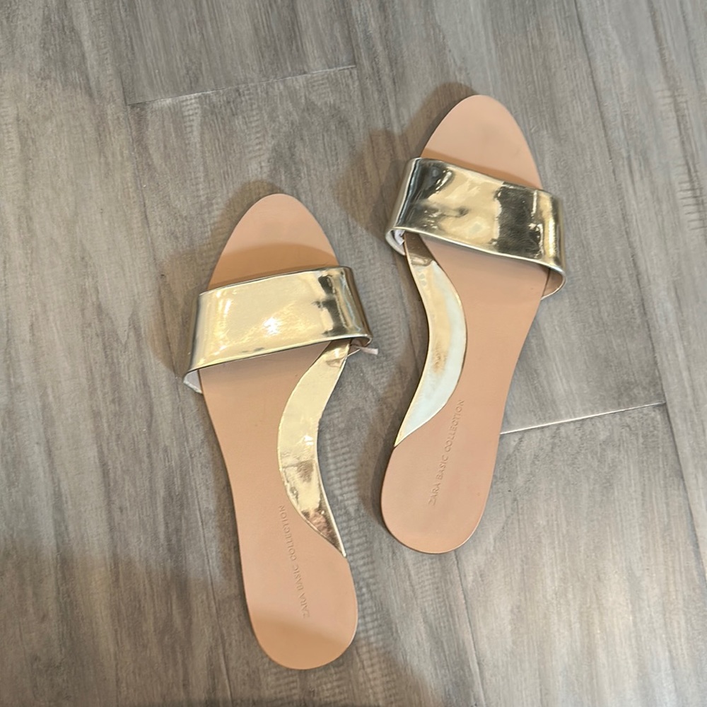 Zara slides